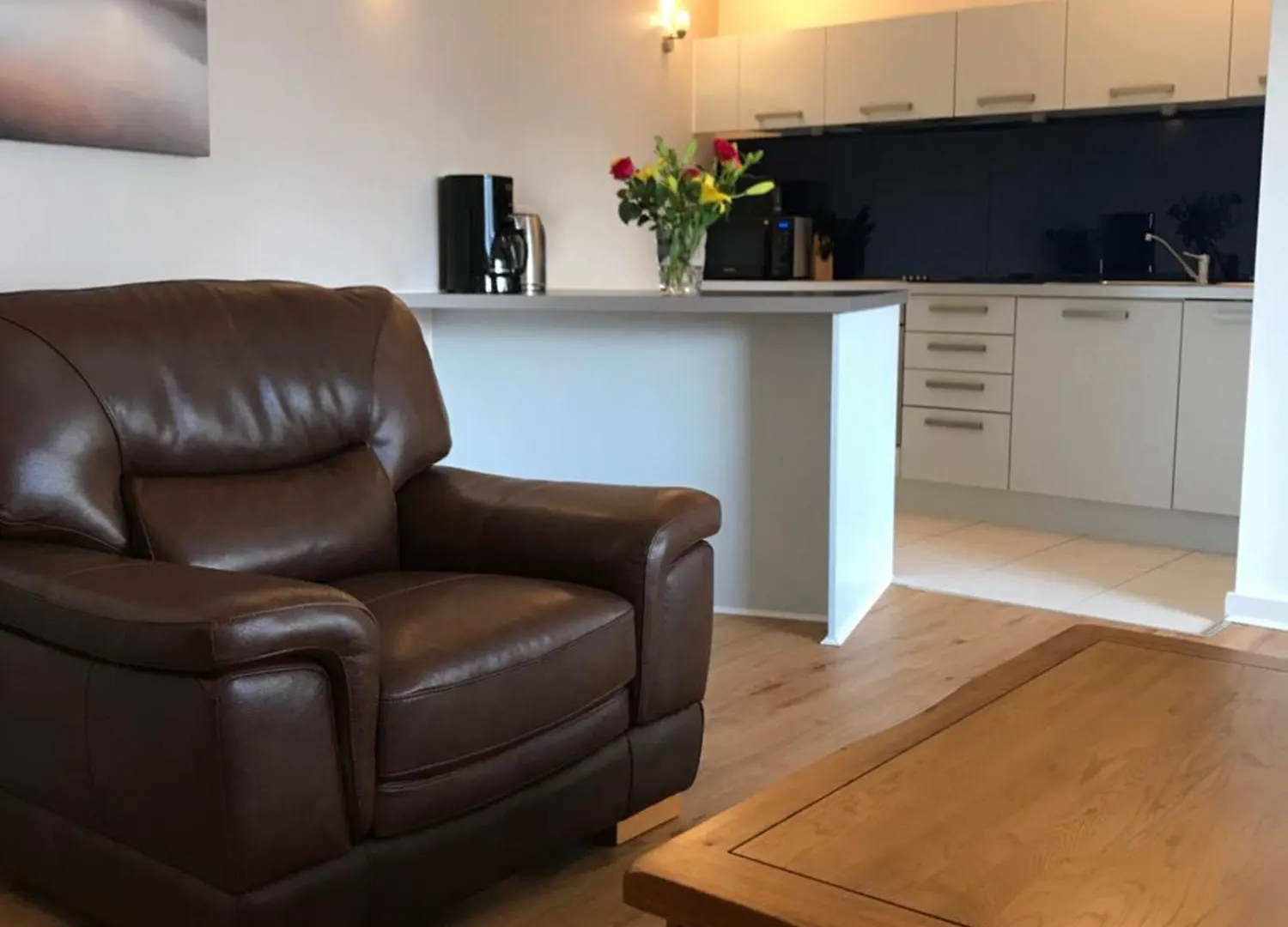 California Building Apartment London