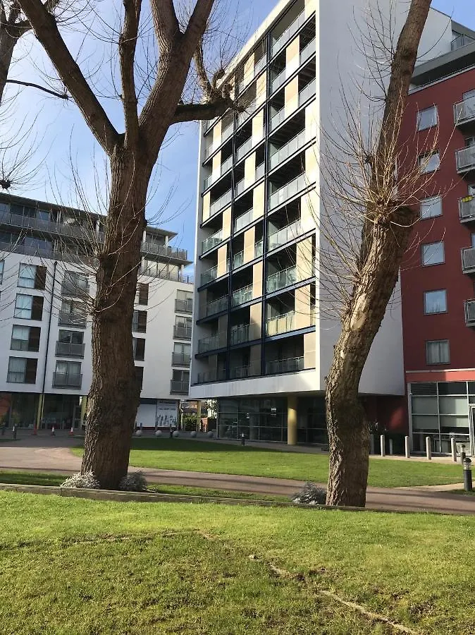 California Building Apartment London 0*,  United Kingdom